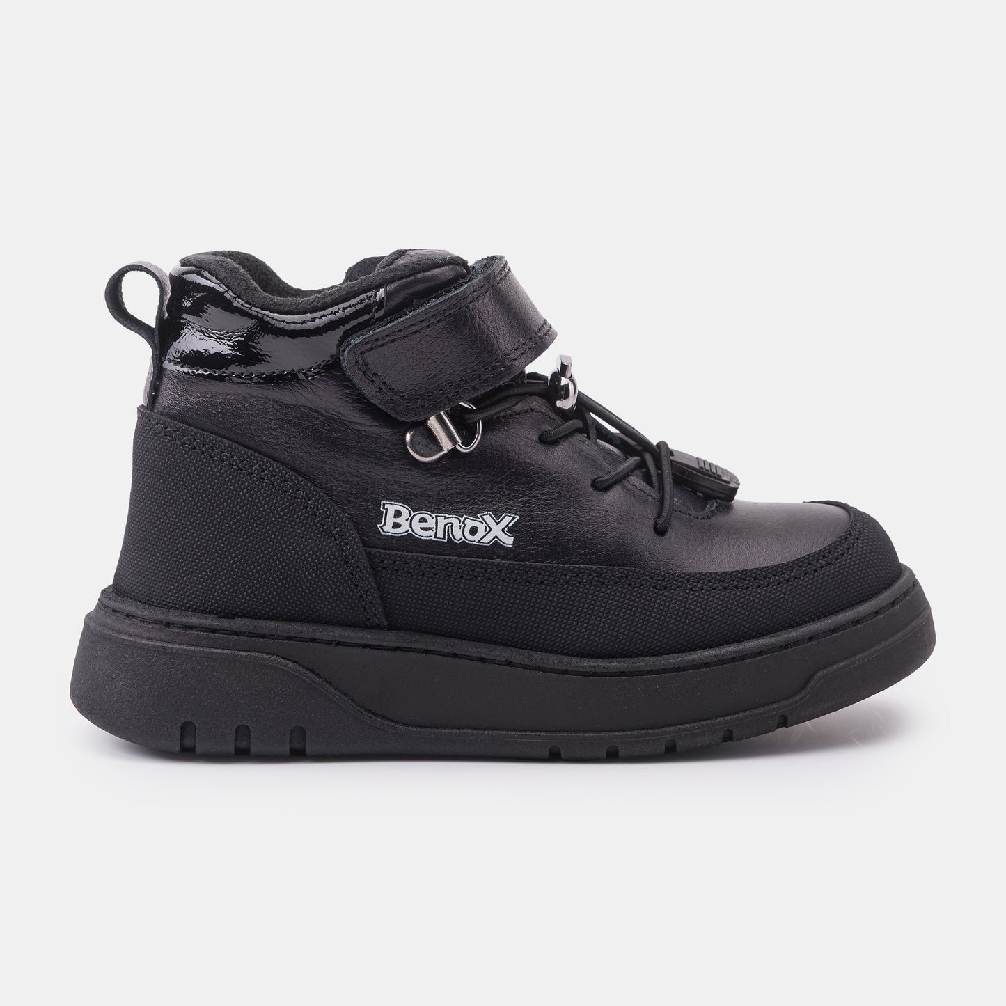 Benox WinterBlack Bakancs – Fekete