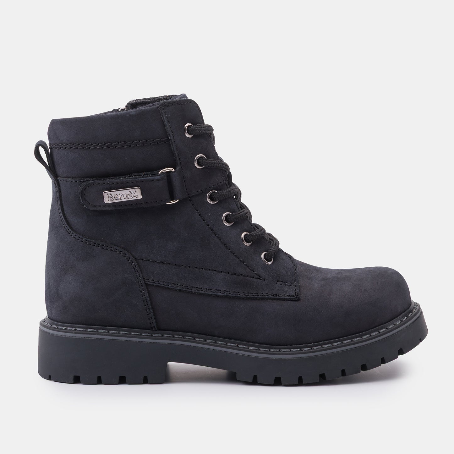 BenoX Classic Black Bakancs